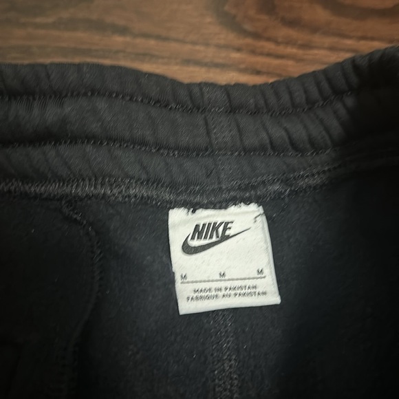 Nike Joggers | Size M - Picture 3 of 3
